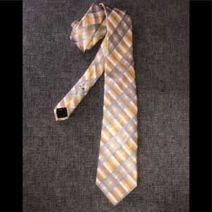 Silk tie